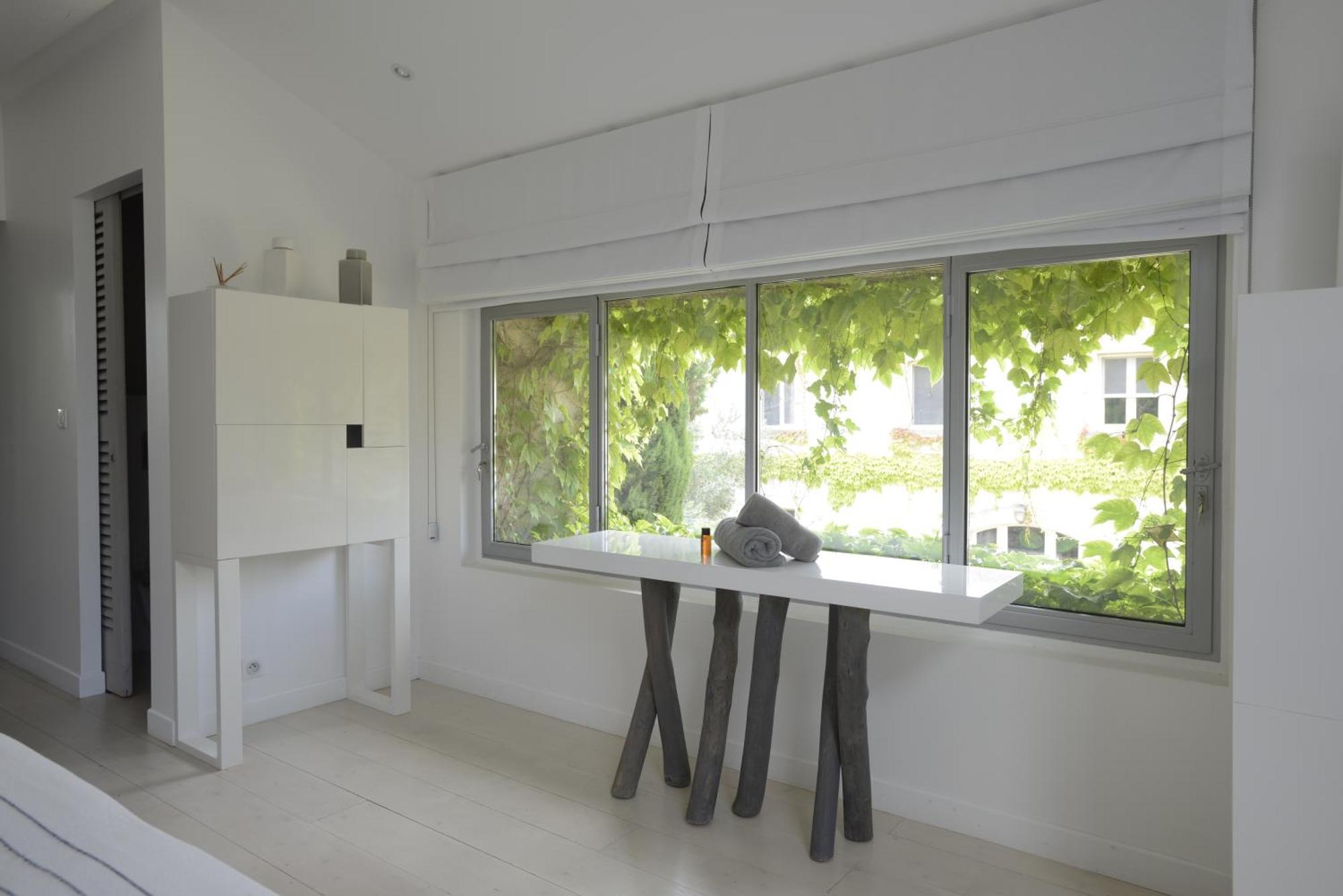 Mas De La Galegiere - Les Chambres D'Hotes อาร์ลส์ ภายนอก รูปภาพ